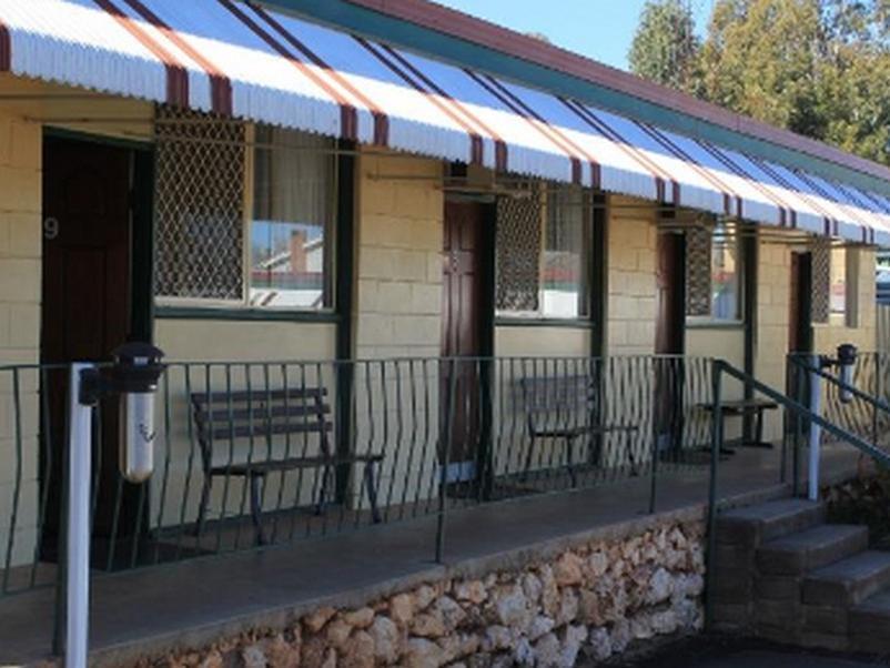 Golden Peak Motel Peakhill Peak Hill Kültér fotó